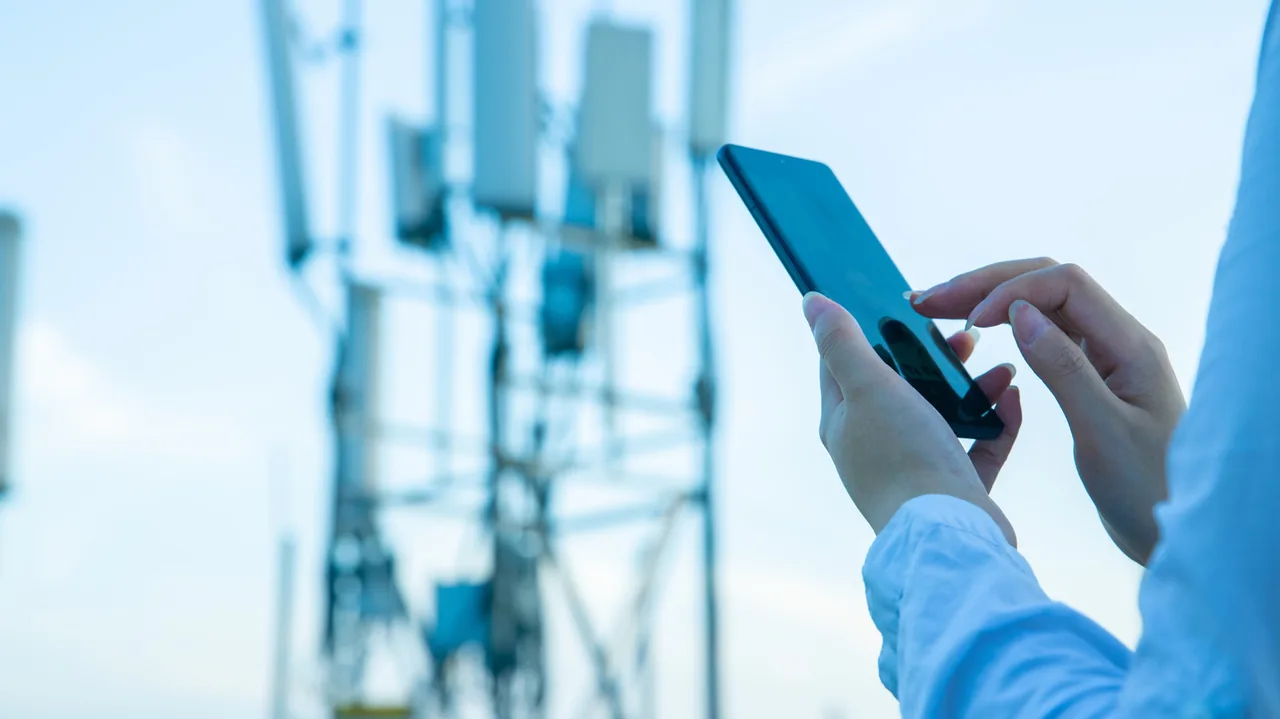Source image accompanying: How to reduce mobile data usage on your iPhone